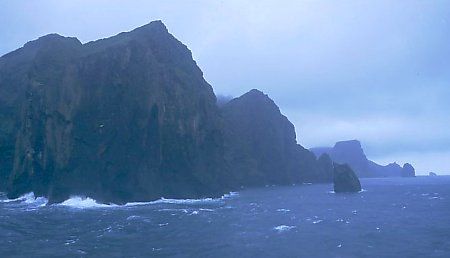 Vestmannaeyjar Cliffs, İzlanda